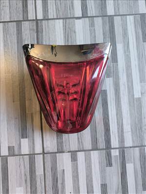 Vespa Primavera hátsó lámpa 