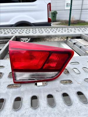 Kia Rio (YB) csomagtér ajtó bal oldali lámpa 92403h8