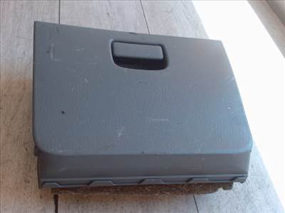 SUZUKI WagonR+ Kesztyűtartó