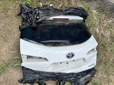 Toyota Corolla (E210) csomagtérajtó 