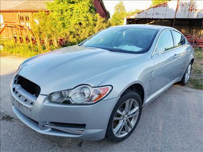 2010 Jaguar XF 3.0d ezüst / szürke 160ekm alkatrészei eladók