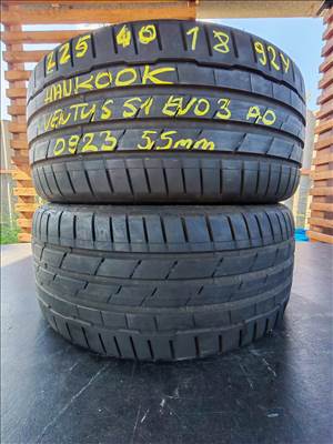 225 40 R18 92Y Hankook Ventus S1 EVO 3 AO DOT 0923 Profilmèlysèg 5,5mm  12500Ft/db