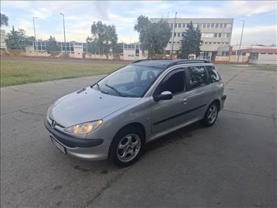 Peugeot 206 bontásra egyben eladó