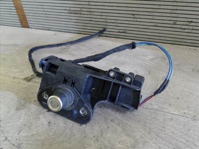 OPEL CORSA C 00-06 Csomagtérajtó zárszerkezet