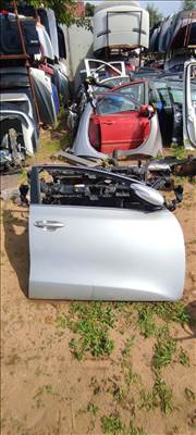 Honda CR-V IV Jobb első ajtó 