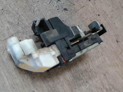 FIAT DOBLO 01.01-05.09 Bal első ajtó zárszerkezet központi záras