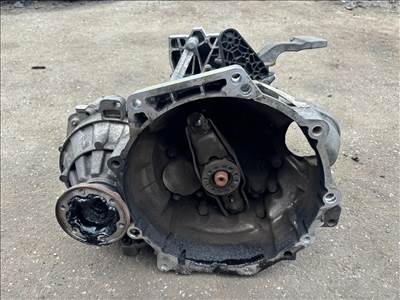 Volkswagen Passat B8 B8 váltó  rsp06038