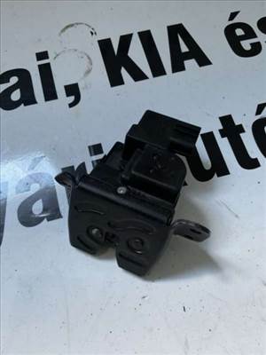 Kia Carens RP csomagtér zár 812302W000-BON