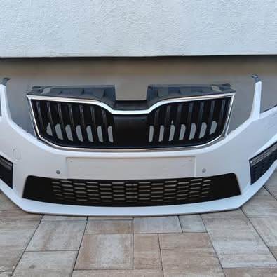 Skoda Octavia III Rs lökhárító LF9E eladó 