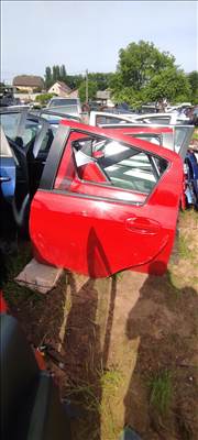 Toyota Yaris (XP130/XP150) Bal hátsó ajtó üveg 
