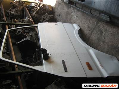 Mazda E 2200 bal ajtó 