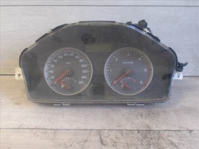 VOLVO V50 2004.04.01-2007.12.31 Kilóméteróra