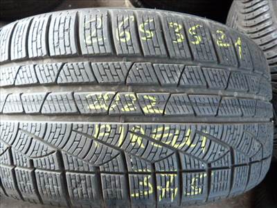  4db 265/3521" használt Pirelli téli gumi eladó.