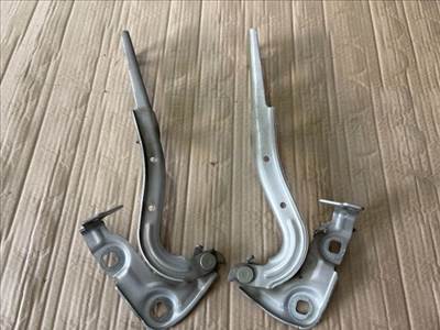 Opel Astra K Motorháztető Zsanér Pár Z176 11348 39032149-39032150