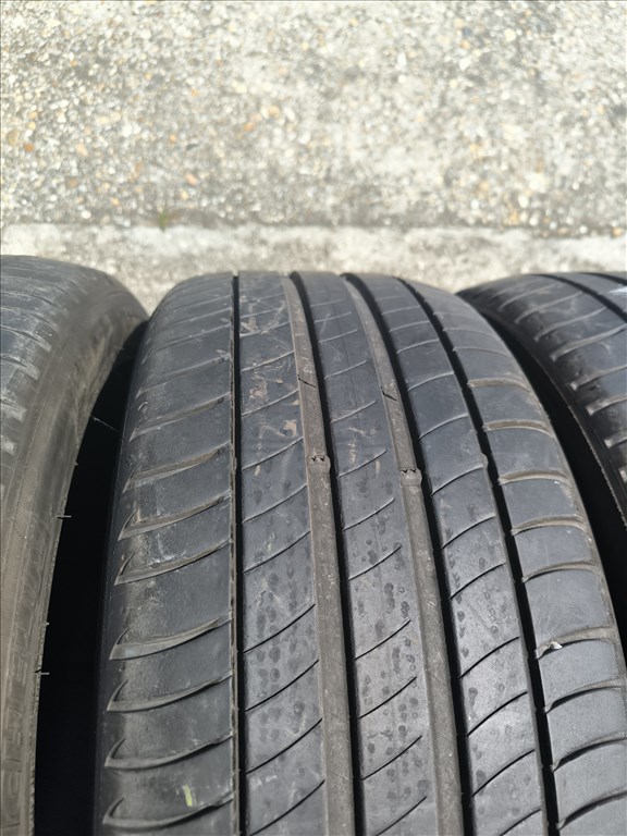  225/4517" 80e/4db Michelin nyári gumi gumi 7. kép