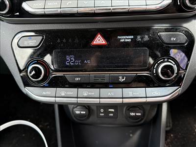 Hyundai Ioniq (AE) klímavezérlő panel 