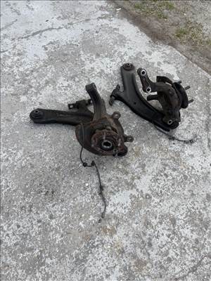 Nissan Qashqai J10+2 csonkállvány komplett kerékaggyal 2.0 benzin
