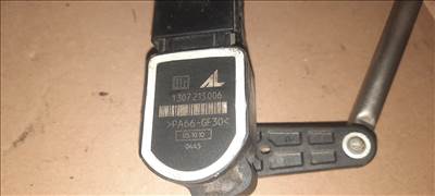 Citroën C4 II, Citroën DS4, Citroën DS5 PSA xenon szintszabályzó eslő bölcső 1307213006