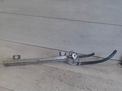 NISSAN MICRA K11 00.08-02.12 Injektor befecskendező híd 