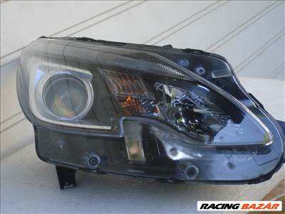 Peugeot 2008 Jobb első Gyári Hibátlan Fényszóró 9825313680 2016-tól
