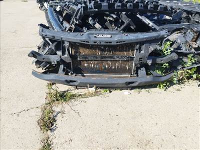 Mercedes w639 Vito CDI 2010- homlokfal hűtőkkel, ventilátor nélkül