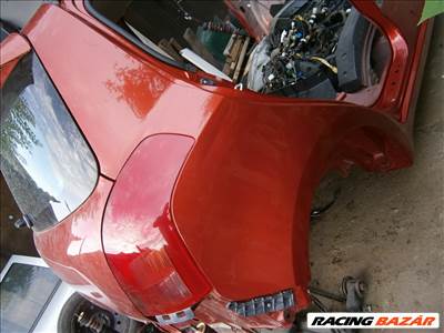 Suzuki Swift III jobb hátsó negyed, sárvédő /05-10