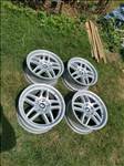  5x120 lyukosztású 8JJ 17" újszerű Cromodora magnézium felni