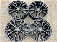4db Momo 17" Toyota Corolla alufelni. (4452)
