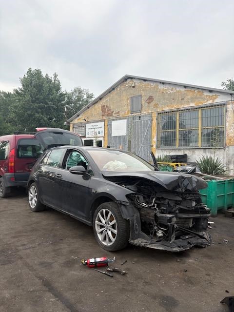 Volkswagen Golf VII (A7 Typ 5G) CZDA, RSW, Led fényszórók, LC9X  14. kép