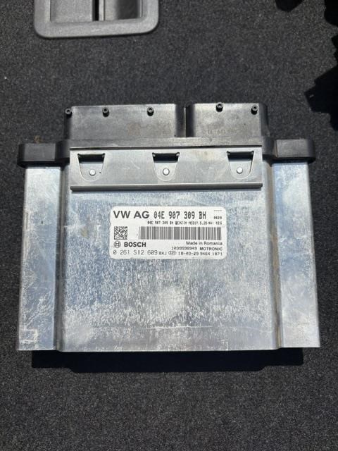 Volkswagen Golf VII (A7 Typ 5G) CZDA, RSW, Led fényszórók, LC9X  13. kép