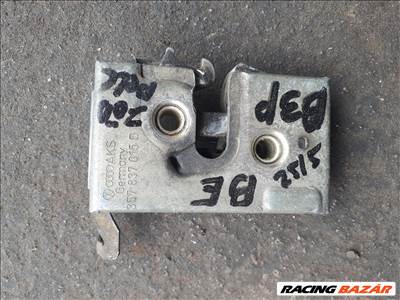 Volkswagen Passat B3 bal első ajtózár szerkezet 357 837 015 D 357837015d