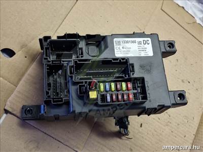 FORD FIESTA V (JH_, JD_) Tároló Rekesz Első Bal (2004–2010) 2S61A043K93AC 5S61A043K93AA
