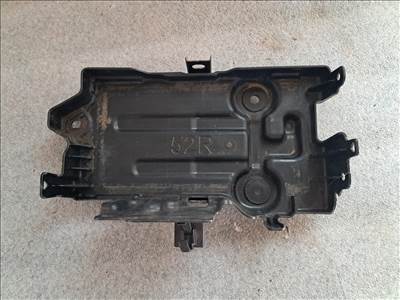 Suzuki Swift VI akkumulátor tartó 72521-52R0