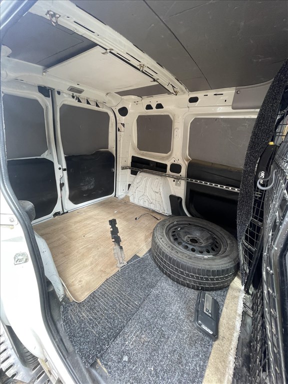 Fiat Doblo BONTÁS 5. kép