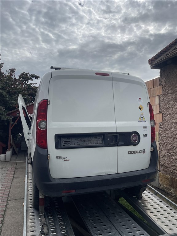 Fiat Doblo BONTÁS 9. kép