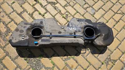 BMW 318tds E36 1.7 compact dízeltank
