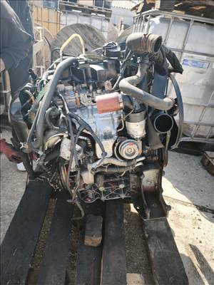 Renault Master III M9T898 Motor segédberendezésekkel 100015929r