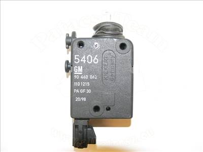 Opel Omega B/2 1999-2002 - zármotor, csomagtérfedél, kivéve riasztó/upfit, -03
