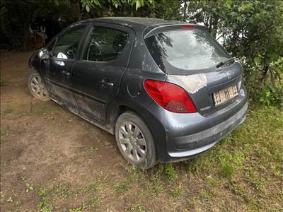 Peugeot 207 bontott alkatrészei vagy egyben bontásra eladó