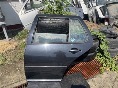 Volkswagen Golf IV Bal hátsó ajtó 