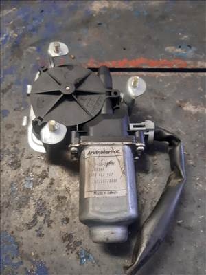 Opel Movano 03-10 Jobb Első Ablakemelő Motor