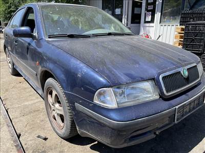 Skoda Octavia I 1.8i bontott alkatrészei