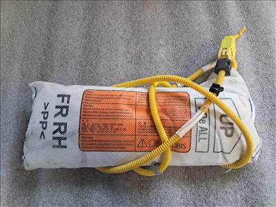Kia Cee'd (CD) Jobb oldallégzsák 88920-G4000 G4889-20000