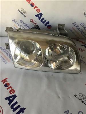 Hyundai Trajet fényszóró jobb 921023A000-BON