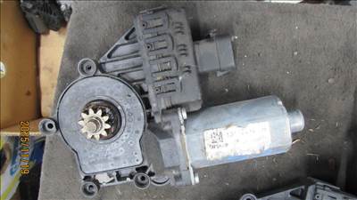 Opel Astra H bal első ablakemelő motor 