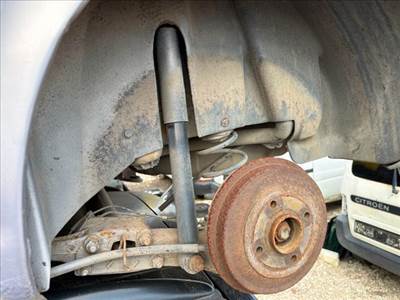 Citroën C3 I 1.4 HDi 16V Bal hátsó Kerékagy *165604*