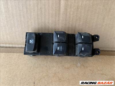 Hyundai i30 bal első ablakemelő kapcsoló 93570a6060