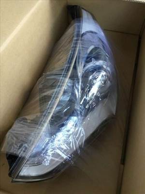 Hyundai Veloster bal első fényszóró 921012V160