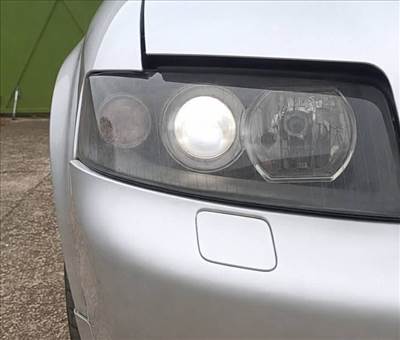 Audi A4 B6 S4 bixenon lámpák 