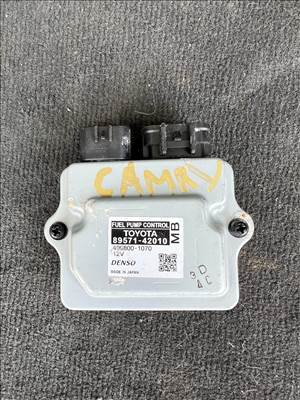 Toyota RAV4 (XA50) üzemanyag pumpa modul 8957142010